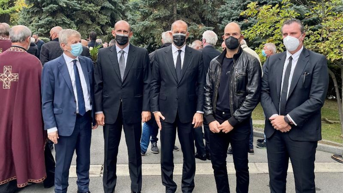 Ολυμπιακός: Το αντίο στον Ντούσαν Ίβκοβιτς στο Βελιγράδι (pics)