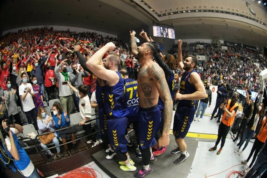 Copa del Rey: Στους "4" η Μούρθια του Βασιλειάδη (vid)