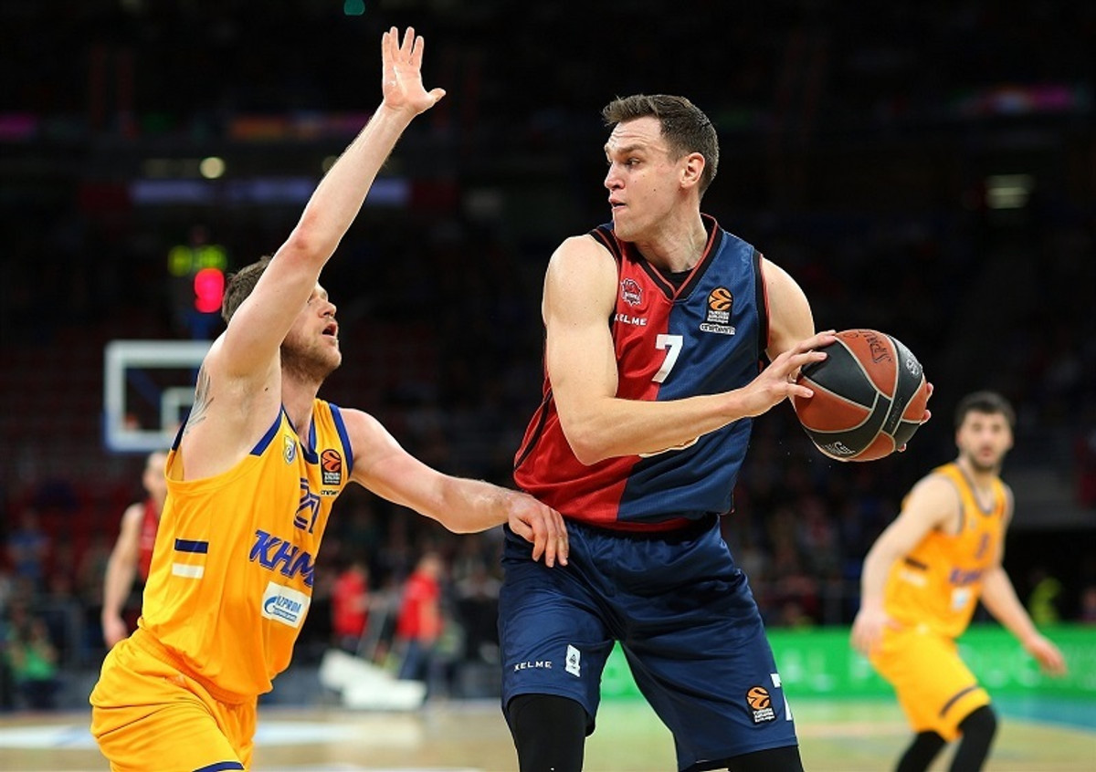 Η Μπασκόνια 104-86 την Χίμκι -Άγγιξε το τριπλ νταμπλ ο Φόιγκτμαν (video)