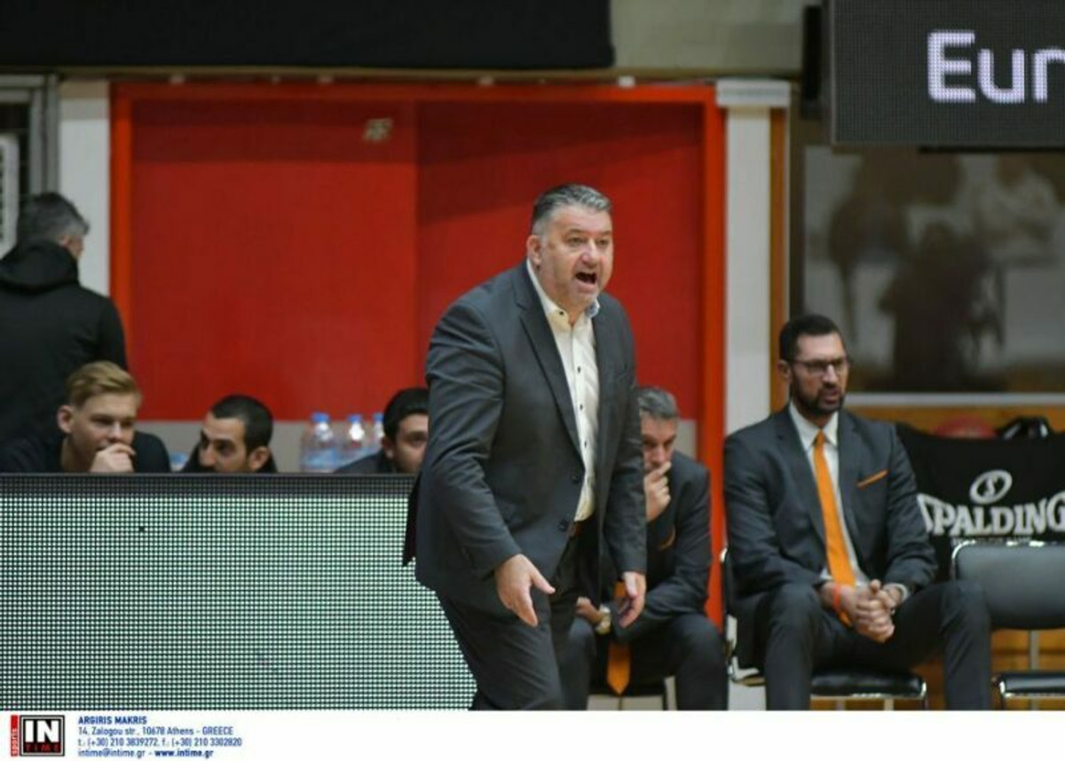 Γιατράς: &quot;Σταματάω λόγω ενός θέματος υγείας, είναι πάνω από τις δυνάμεις μου&quot;