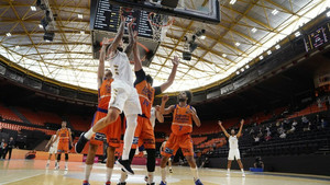 Λύτρωση με ρεκόρ Καμπάτσο για τη Ρεάλ, 95-90 τη Βαλένθια (pic &amp; vid)