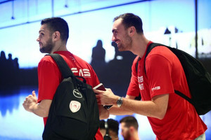 Ολυμπιακός: Το ταξίδι στη Ρόδο και η προπόνηση ενόψει Super Cup (vid)