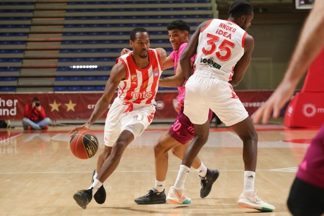 Ερυθρός Αστέρας: Με Λόιντ-Χολ 92-85 τη Μέγκα Μπέμαξ