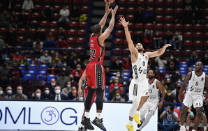 Αρμάνι Μιλάνο-Βιλερμπάν 73-72: Αήττητη με &quot;βόμβα&quot; Χολ! (pics)