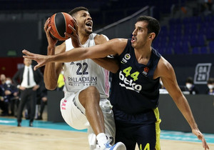 EuroLeague: Φενέρμπαχτσε-Ρεάλ και Ζαλγκίρις-Μιλάνο απόψε