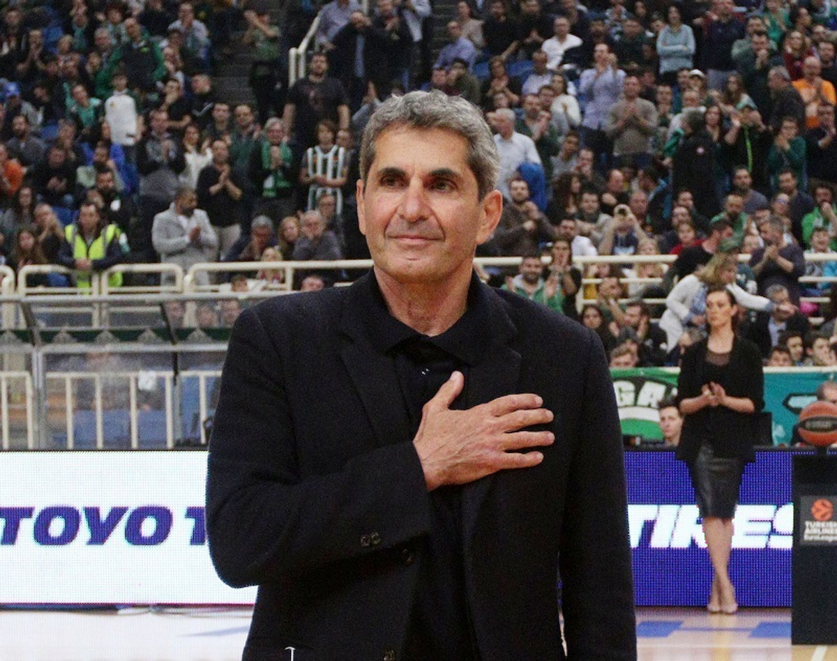 Ο Τάκης Κορωναίος για το 7ο αστέρι του Παναθηναϊκού
