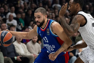 Τρομακτική Εφές με 30άρα στο Βελιγράδι, 97-65 την Παρτιζάν!