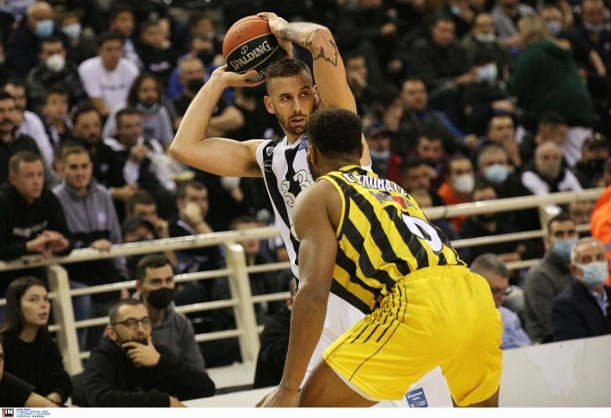 Η παρακάμερα του ΠΑΟΚ-Άρης 96-64 (video)