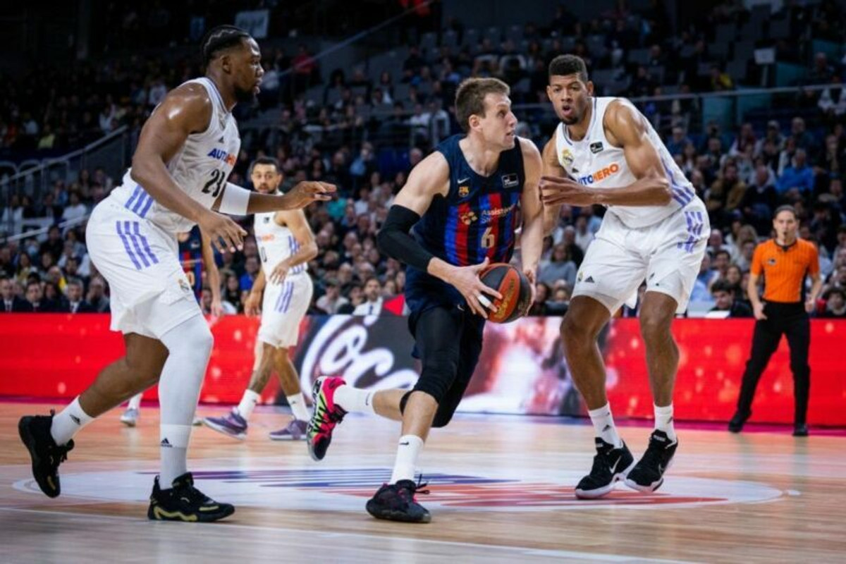 &quot;Βασίλισσα&quot; στη Μαδρίτη η Μπαρτσελόνα, 87-78 τη Ρεάλ