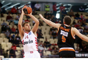Ολυμπιακός-Προμηθέας 108-75: Showtime και νέα κατοστάρα! (pics &amp; vids)