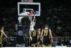 Παναθηναϊκός-Άρης 89-71: Γιόρτασε με τον κόσμο του το 7ο κι έκανε το 1-0 (pics)