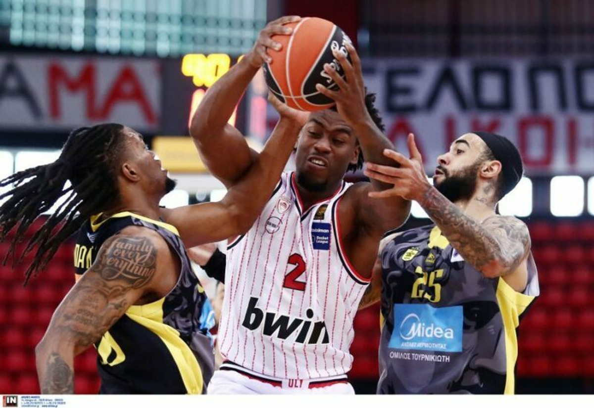 Live Streaming: Ολυμπιακός-Άρης 85-77 (τελικό)