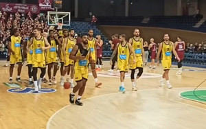 Μποχωρίδης: &quot;Θέλαμε πολύ τη νίκη, τιμή μας να μας ακολουθεί ο κόσμος μέχρι εδώ&quot;