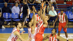 Ολυμπιακός: Τα highlights και η παρακάμερα από τη νίκη επί του Ερυθρού Αστέρα (vid)
