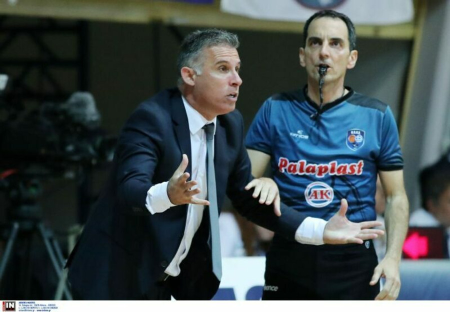 Μέξας: "Είμαστε με 8 παίκτες, έχουν... γονατίσει οι περισσότεροι" (vid)