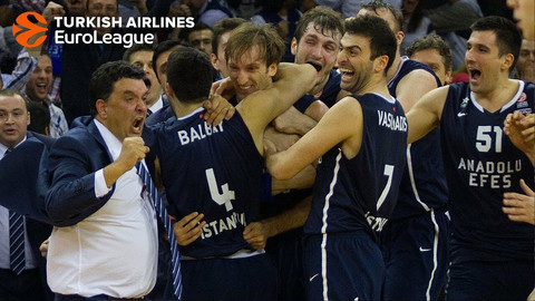 Το αξέχαστο buzzer beater του Πλάνινιτς στο Εφές-Αρμάνι το 2014 (video)