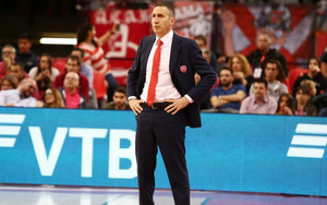 Μπλατ: &quot;Αυτοί οι παίκτες έχουν το dna του πρωταθλητή&quot;