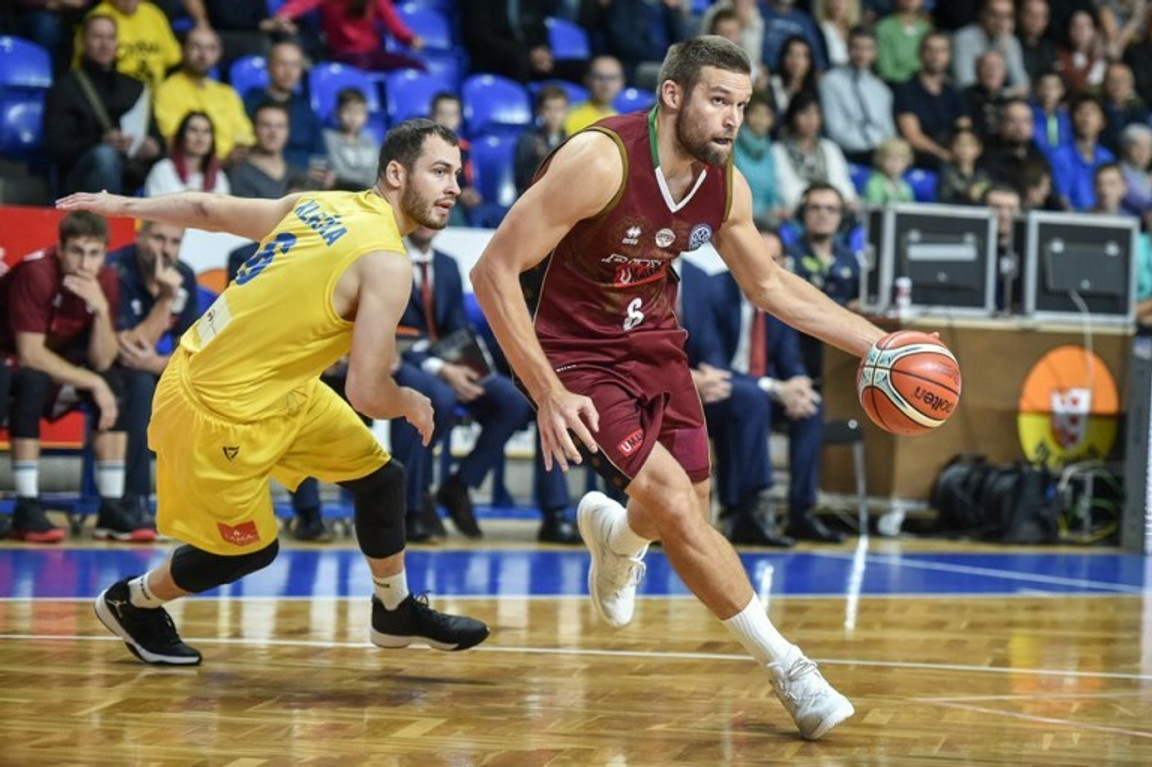 Έχασε στην έδρα της η Βενέτσια πριν από τον ΠΑΟΚ, αήττητη η Αρμάνι