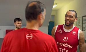 Ολυμπιακός: Ο Μπαρτζώκας συνάντησε τον Μπολομπόι (vid)