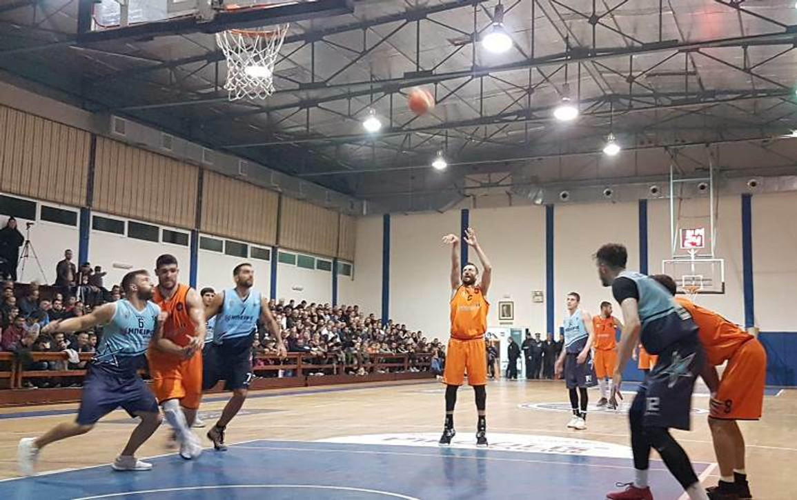 Κορυφή ο Οίακας Ναυπλίου μετά τη νίκη του Παγκρατίου επί της Δάφνης στη Β&#039; Εθνική!