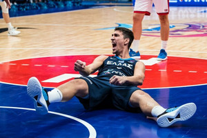 Με Σλούκα-Λαρεντζάκη το Top-10 του Eurobasket (video)