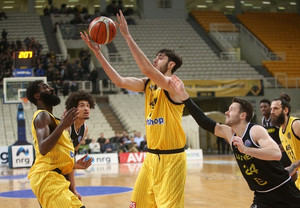 AEK: Με Τσαλμπούρη η προπόνηση για Ολυμπιακό