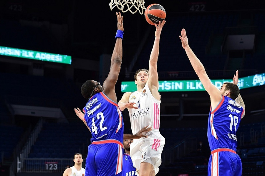 Euroleague: Τα ζευγάρια των playoffs, με μόνη εκκρεμότητα μια εκ των Ζενίτ-Βαλένθια