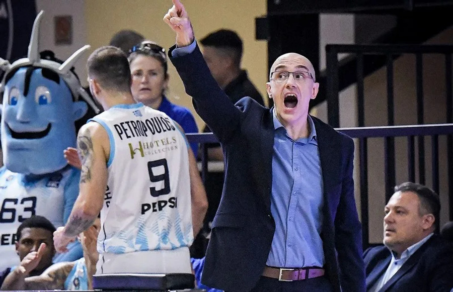 Καράσκο: "Τα ριμπάουντ και οι λάθος αποφάσεις στην επίθεση μας στέρησαν τη νίκη" (vid)