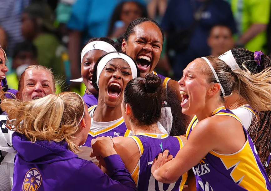WNBA: Με buzzer της Τζάκσον οι Σπαρκς, 101-99 τις Λίμπερτι στη Νέα Υόρκη (vids)