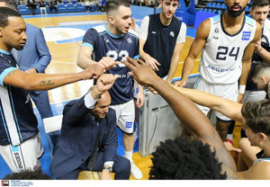 Σεγκούρα: &quot;Να εκμεταλλευθούμε τον παράγοντα έδρα&quot; (vid)