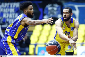 Live: Περιστέρι Domino&#039;s-Λαύριο DHI 90-77 (τελικό)