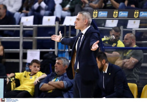 Καστρίτης: &quot;Να χτίσουμε χημεία που θα μας δώσει καλό μομέντουμ για την υπόλοιπη σεζόν&quot;