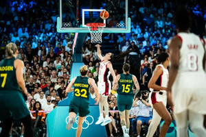 LIVE STREAMING: ΗΠΑ-Αυστραλία 85-64 (τελικό)