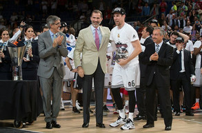 Αντρές Νοτσιόνι: Υποψήφιος για την All Decade Team της Euroleague (video)