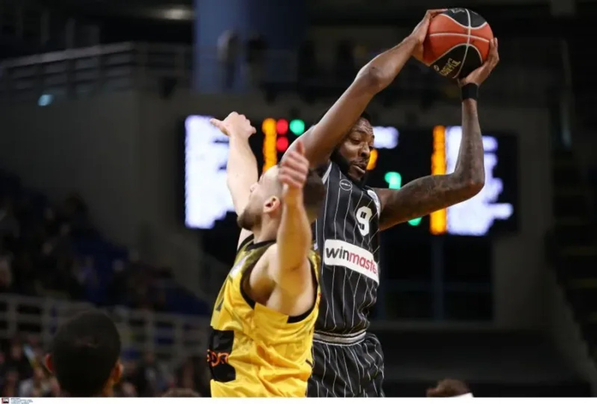 Live: ΑΕΚ Betsson-ΠΑΟΚ mateco 91-68 (τελικό)