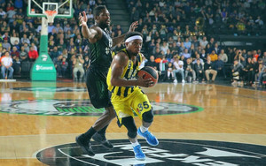 Εύκολα η Φενέρμπαχτσε, 97-75 την Νταρουσάφακα (video)