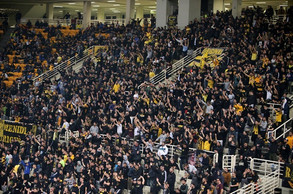 ΑΕΚ: Καταδικάζει το κάψιμο σημαίας, επιλήφθηκε ήδη το BCL