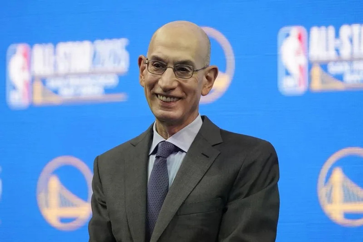 NBA: Ο Άνταμ Σίλβερ επιβεβαίωσε τις σκέψεις επέκτασης στην Ευρώπη
