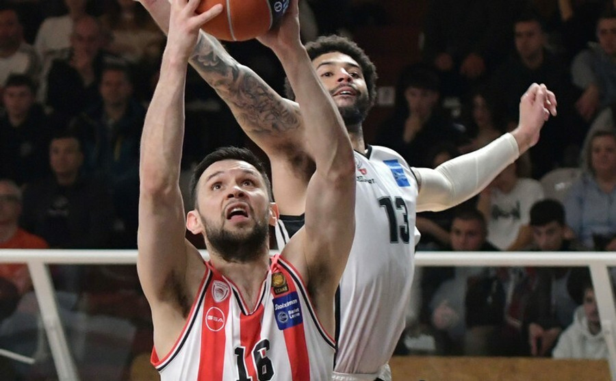 Προπόνηση στην Πάτρα εν όψει Παρτιζάν ο... μισός Ολυμπιακός, 93-63 τον Απόλλωνα (vids)