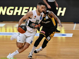 Παναθηναϊκός-ΑΕΚ 78-72: &#039;Ιδρωσαν αλλά έκαναν το 1-0 οι &quot;πράσινοι&quot; (pics&amp;vids)