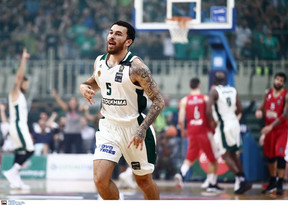 Πολυετές συμβόλαιο στην Αρμάνι ο Μάικ Τζέιμς