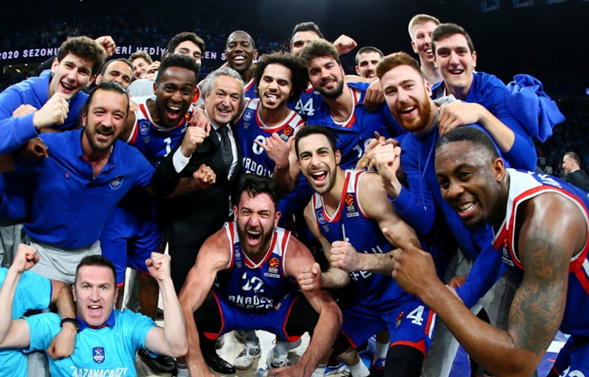 Στο Final Four μετά από 18 χρόνια η Εφές, παίζει με Φενέρ στον ημιτελικό! (pics)
