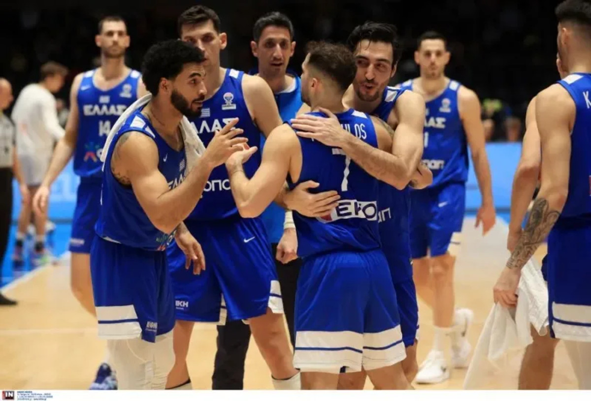Το απίθανο τρίποντο του Τολιόπουλου στην κορυφή του Top-10 (vid)