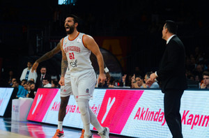 Η Γαλατάσαραϊ του Πιστιόλη νίκησε με 106-100 στην παράταση την πρωτοπόρο Τουρκ Τέλεκομ! (pics)