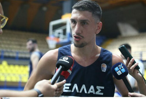Λαρεντζάκης: &quot;Είμαστε συγκεντρωμένοι στον στόχο μας&quot; (vid)