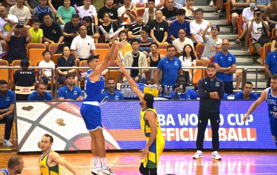 Με Φοντέκιο η Ιταλία 93-87 τη Βραζιλία