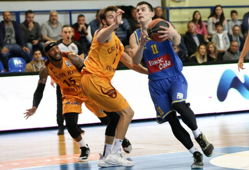 Για δεύτερη σεζόν δανεικός από την ΑΕΚ στο Περιστέρι ο Γιάννης Αγραβάνης