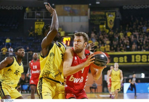 Άρης-Ολυμπιακός 66-83: Χωρίς στάσεις το... τρένο του Μπαρτζώκα (vids &amp; gallery)