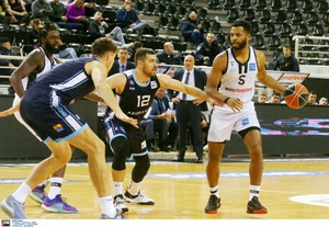 ΠΑΟΚ-Κολοσσός Ρόδου: Τρεις τραυματισμοί στο πρώτο ημίχρονο (vids)