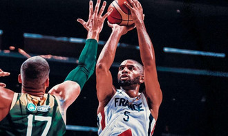 Λιθουανία-Γαλλία 70-76: Αήττητοι με Γιαμπουσέλε-Γκομπέρ